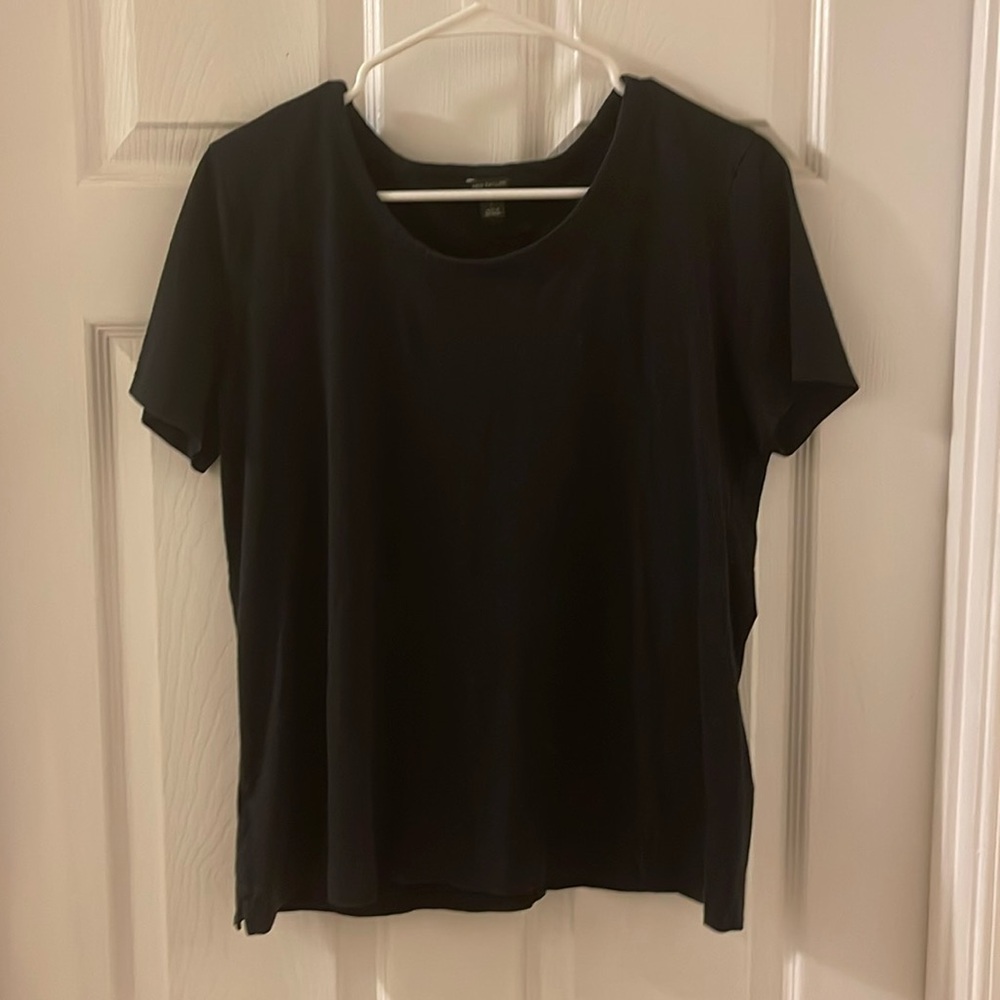 Ann Taylor Tshirt